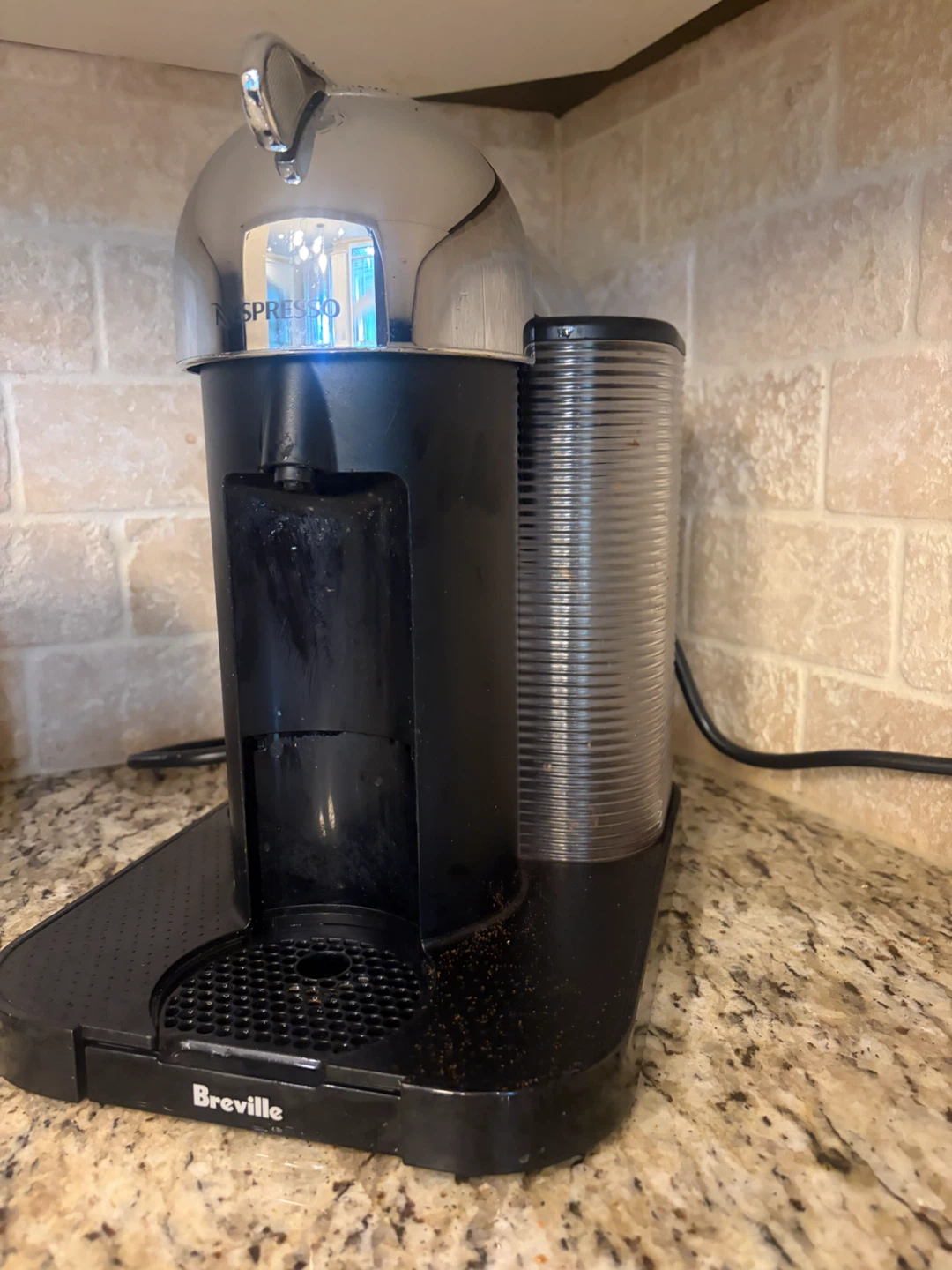 Nespresso Vertuo Coffee Machine by Breville - photo 3