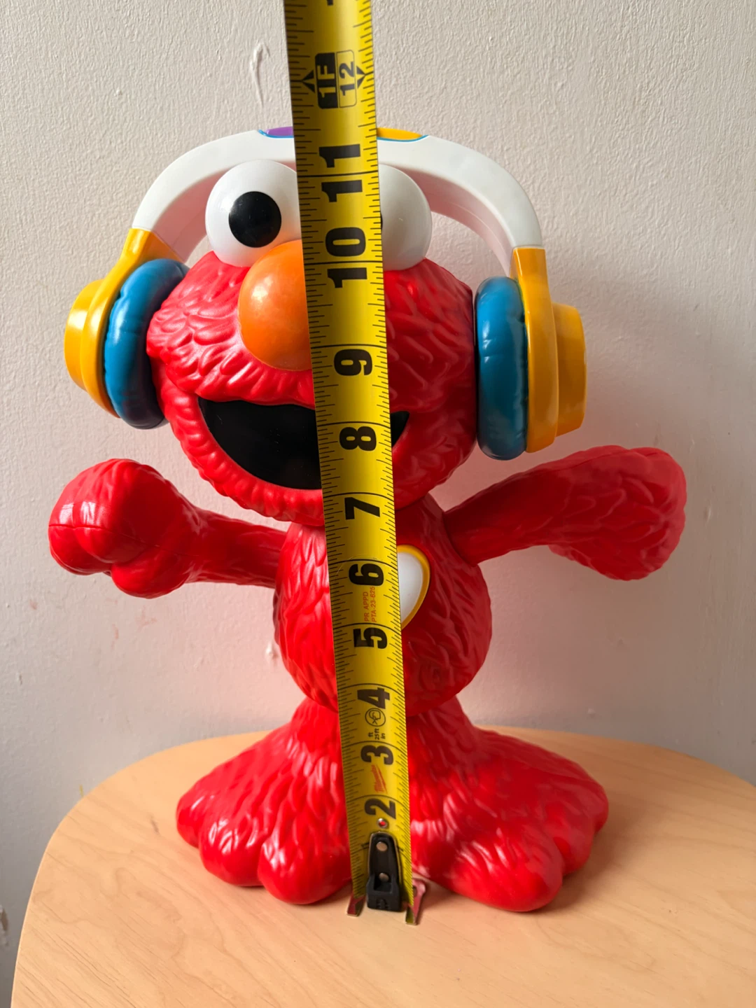 Talking,dancing Elmo toy - photo 3
