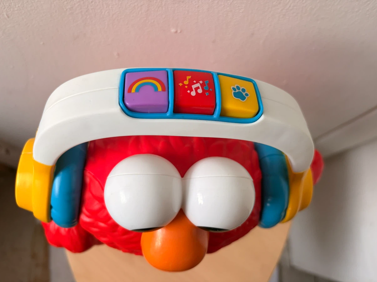 Talking,dancing Elmo toy - photo 5