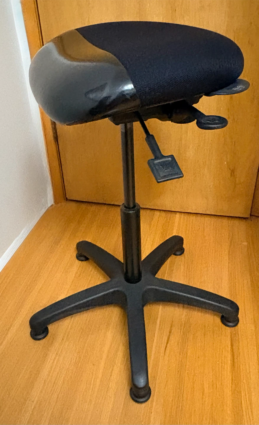 Black Adjustable Stool Chair - photo 5