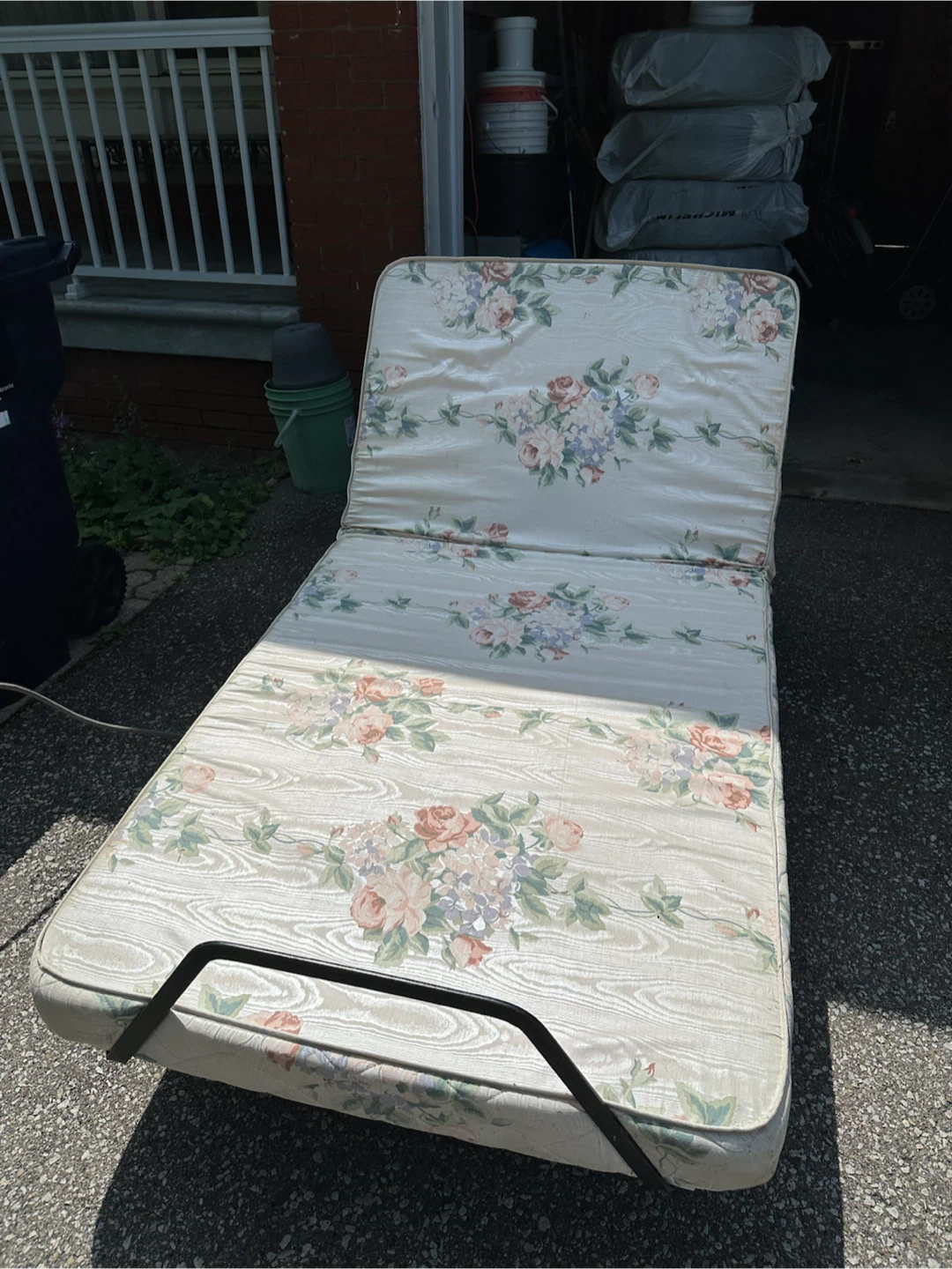 Twin XL Electric Adjustable Bed - photo 3