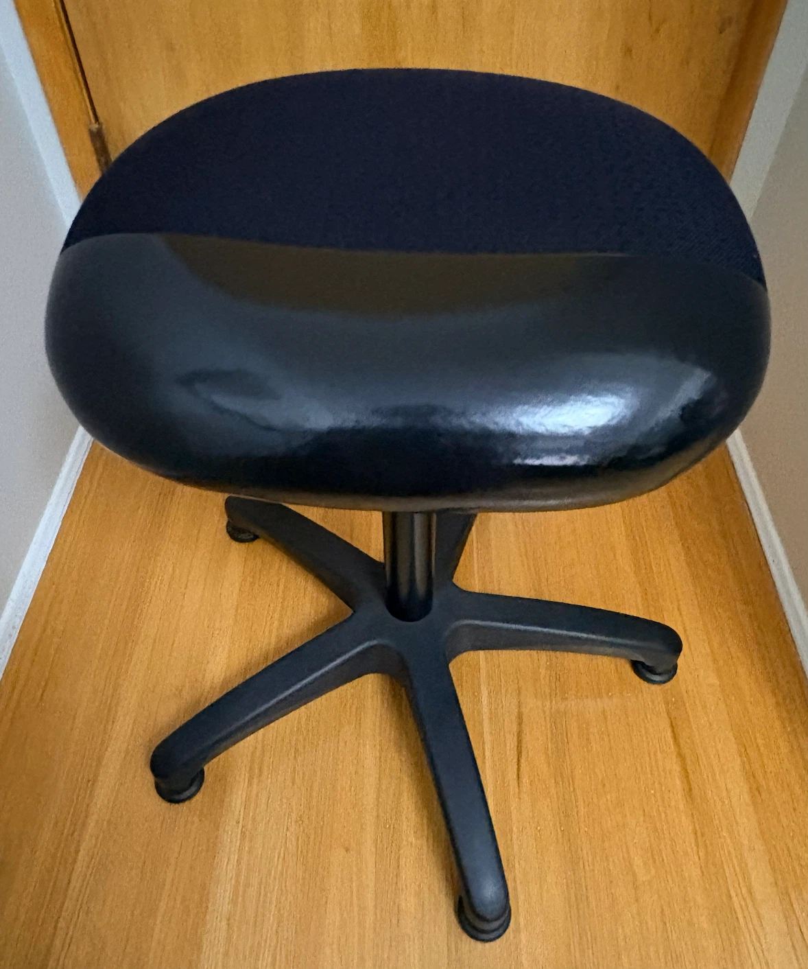 Black Adjustable Stool Chair