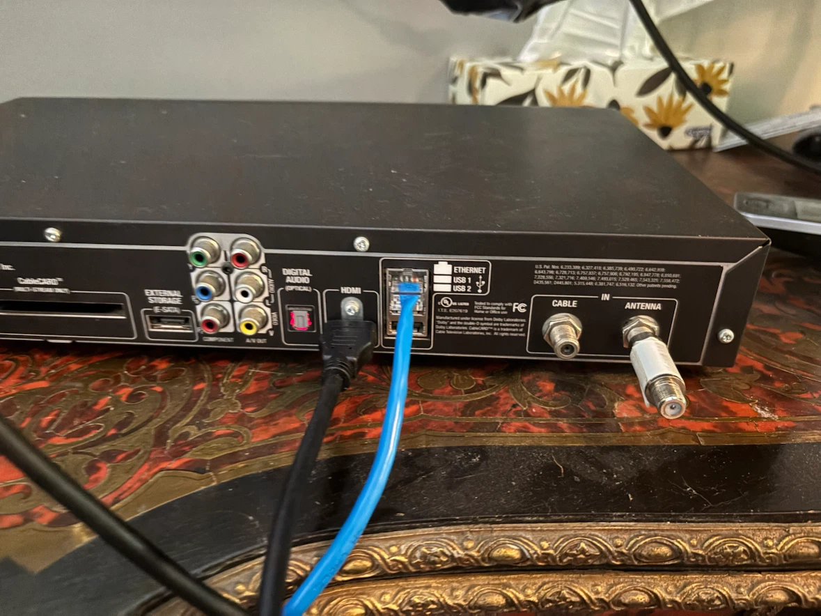 TiVo Series4 DVR with Rare Lifetime Subscription - photo 4