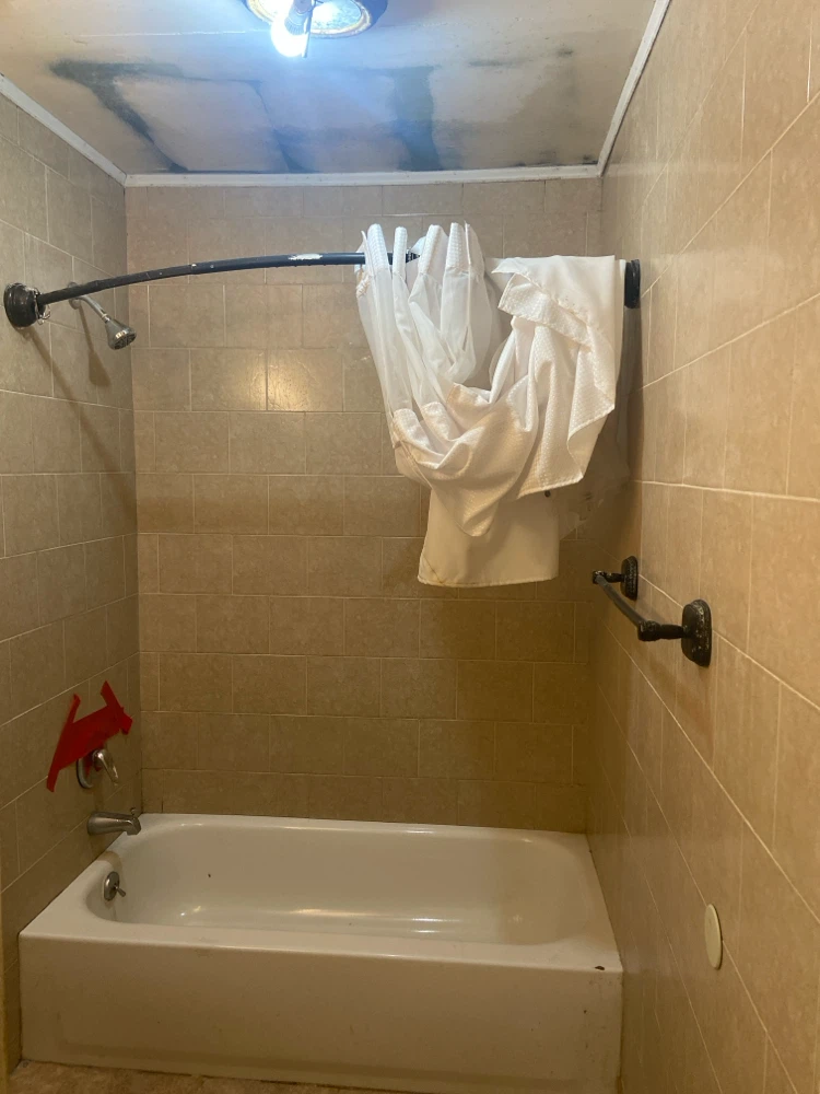 Room for rent $1800 - photo 4