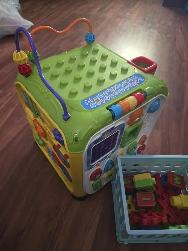 Vtech alphabet activity cube