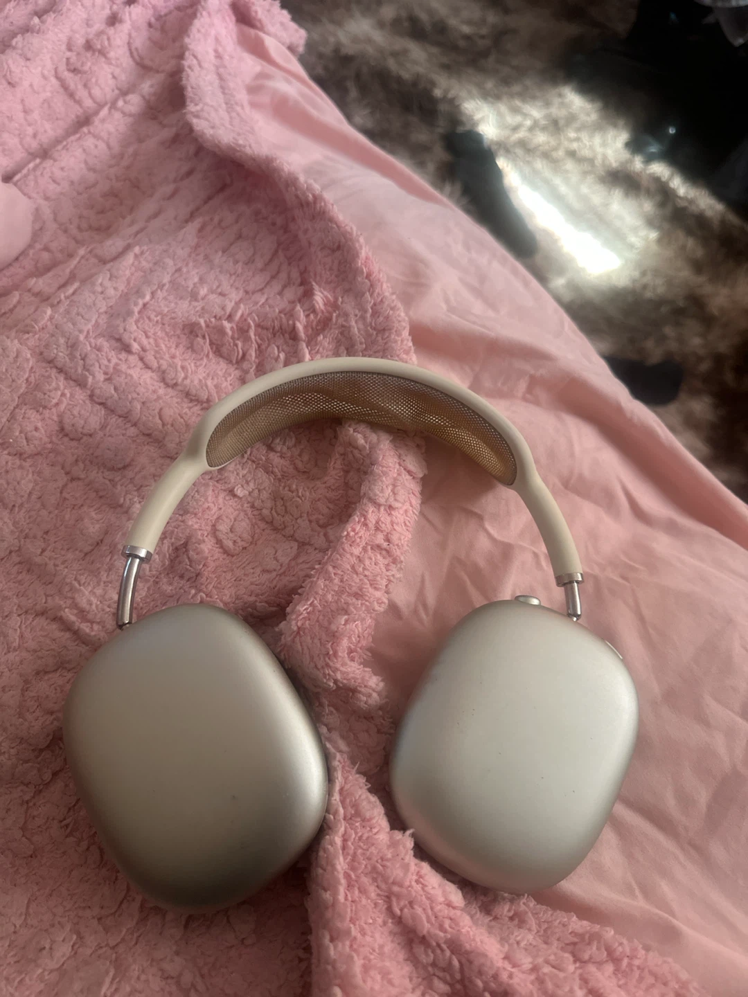 Apple AirPods Max Wireless Over-Ear Headphones