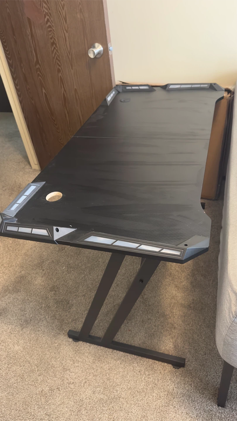 Gaming table