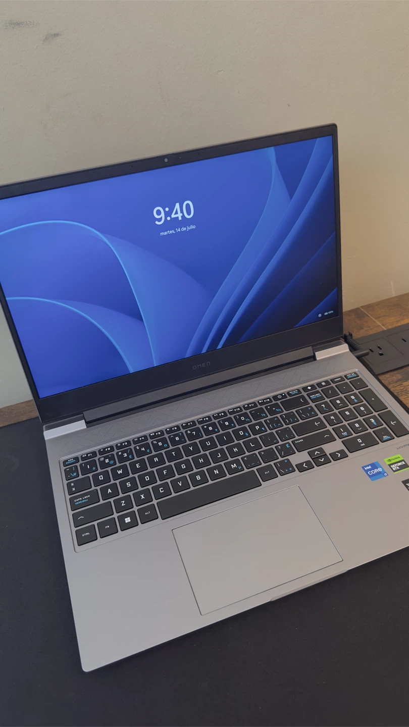 Gaming laptop - photo 2