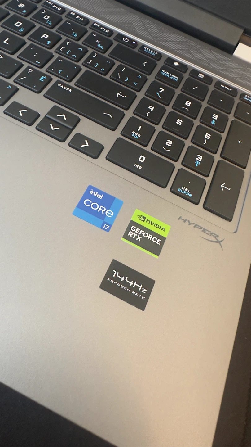 Gaming laptop - photo 3