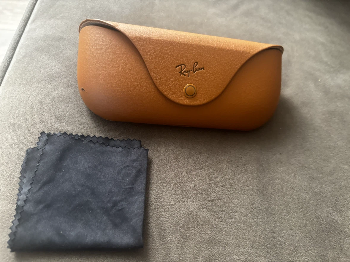 Ray-Ban Sunglasses Case - photo 4