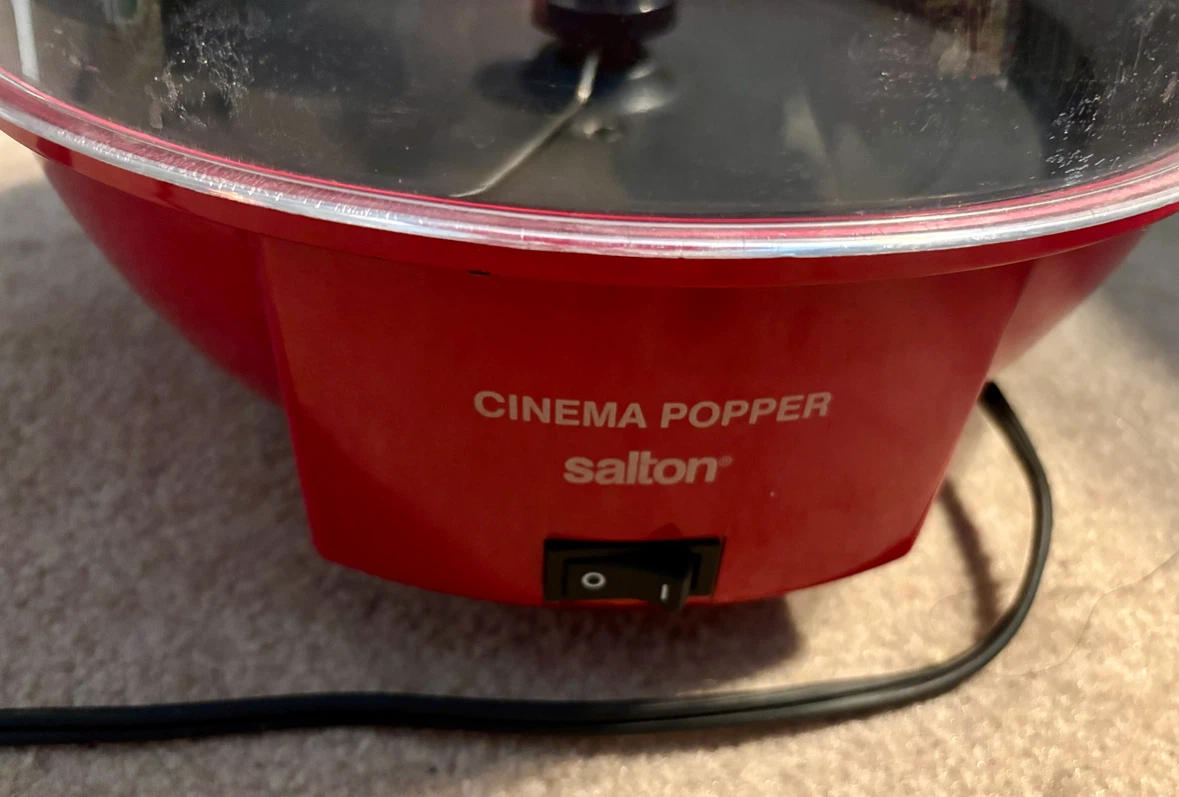 Salton Cinema Popper in Red (popcorn machine) - photo 2