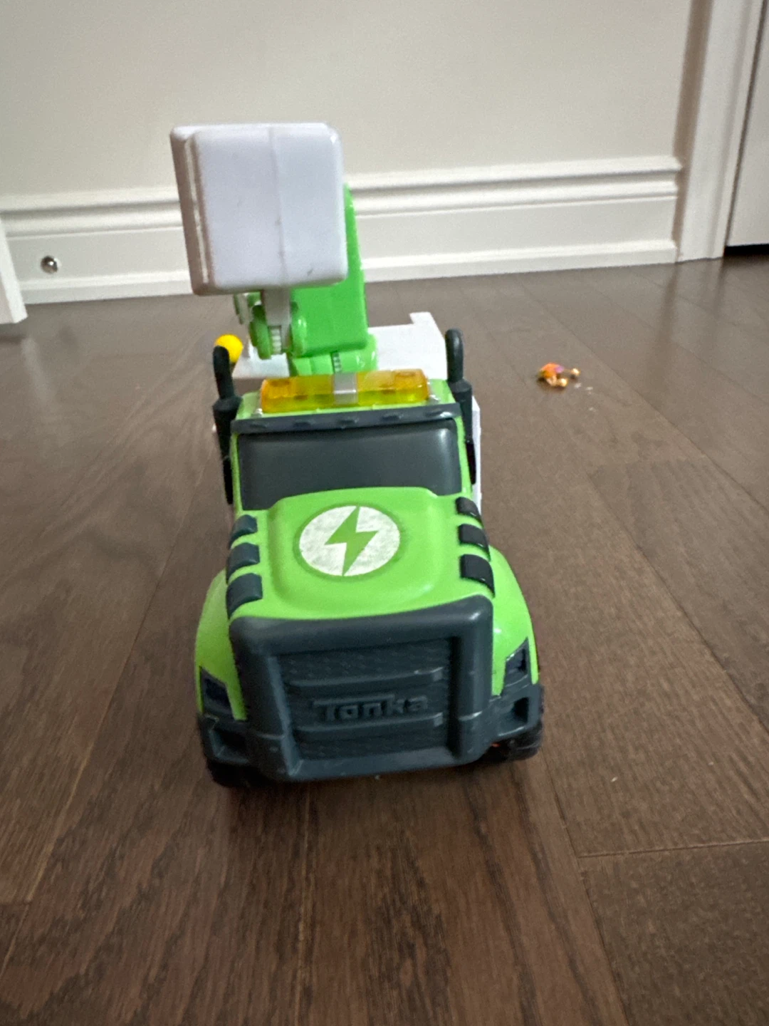 Tonka Lights & Sounds Bucket Truck