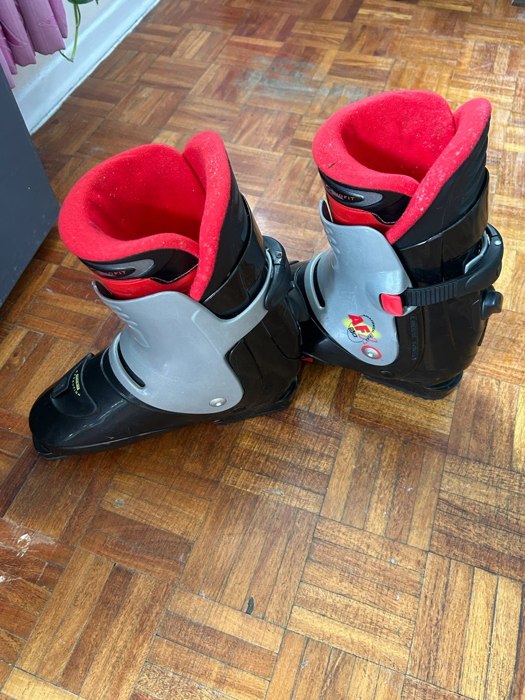 Nordica Ski Boots - photo 4