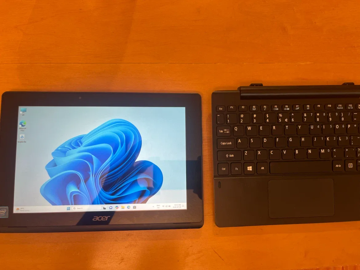 Acer 2-in-1 Laptop/Tablet with Keyboard - photo 2