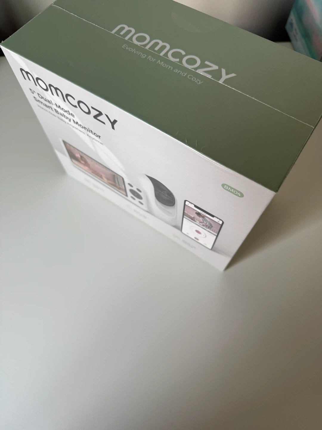 Momcozy 5" Dual-Mode Smart Baby Monitor BM04