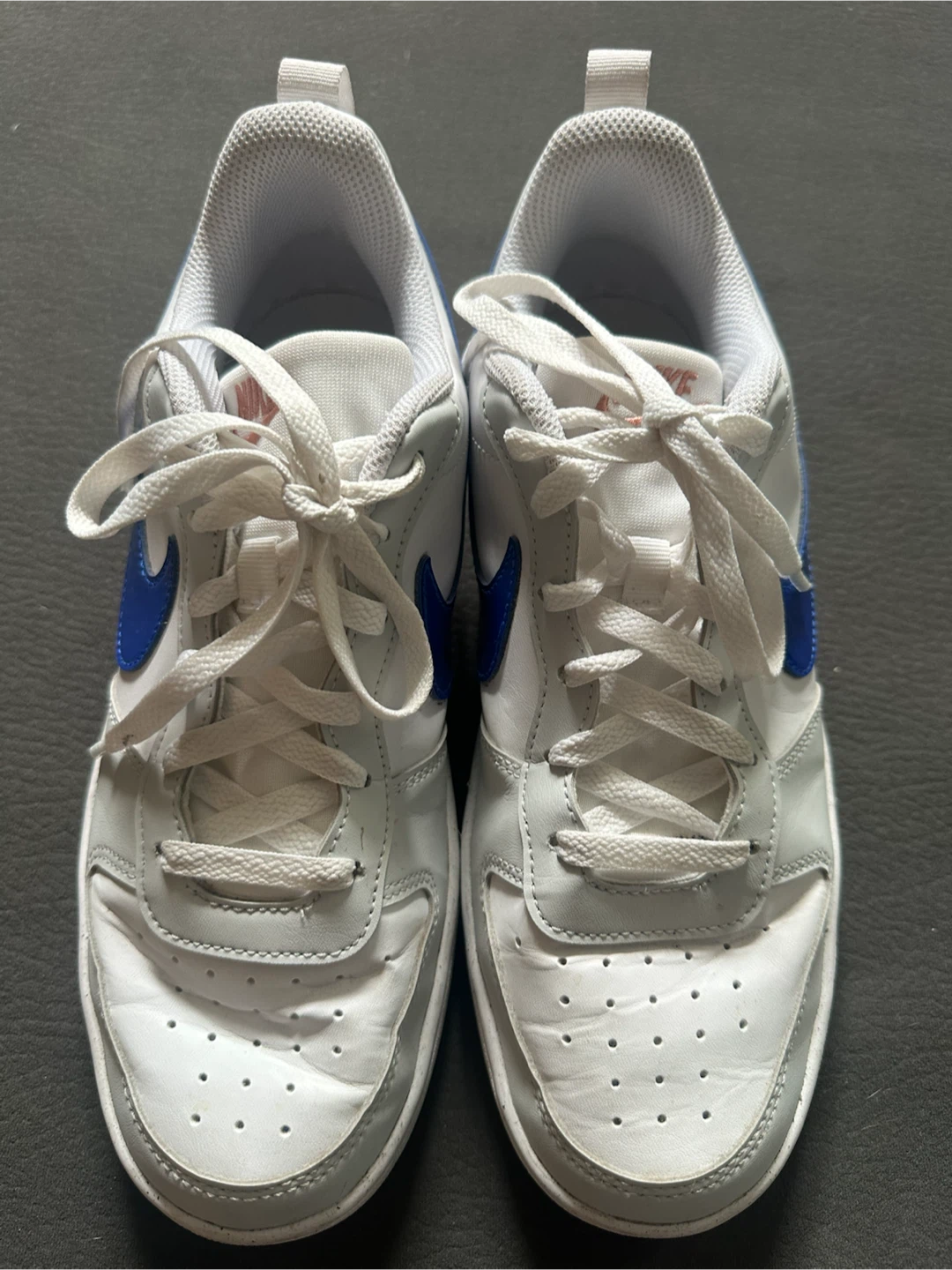 Nike Air Force’s Youth Size 7Y White Blue Shoes
