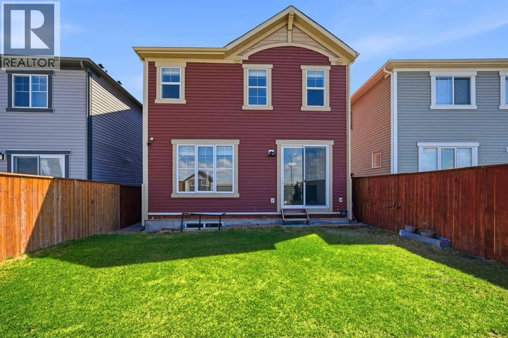 Calgary NE House for sale - 5 Bed, 3.5 Bath House - photo 3