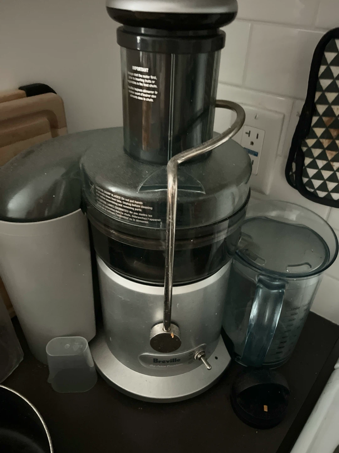 Breville the Juice Fountain Juicer