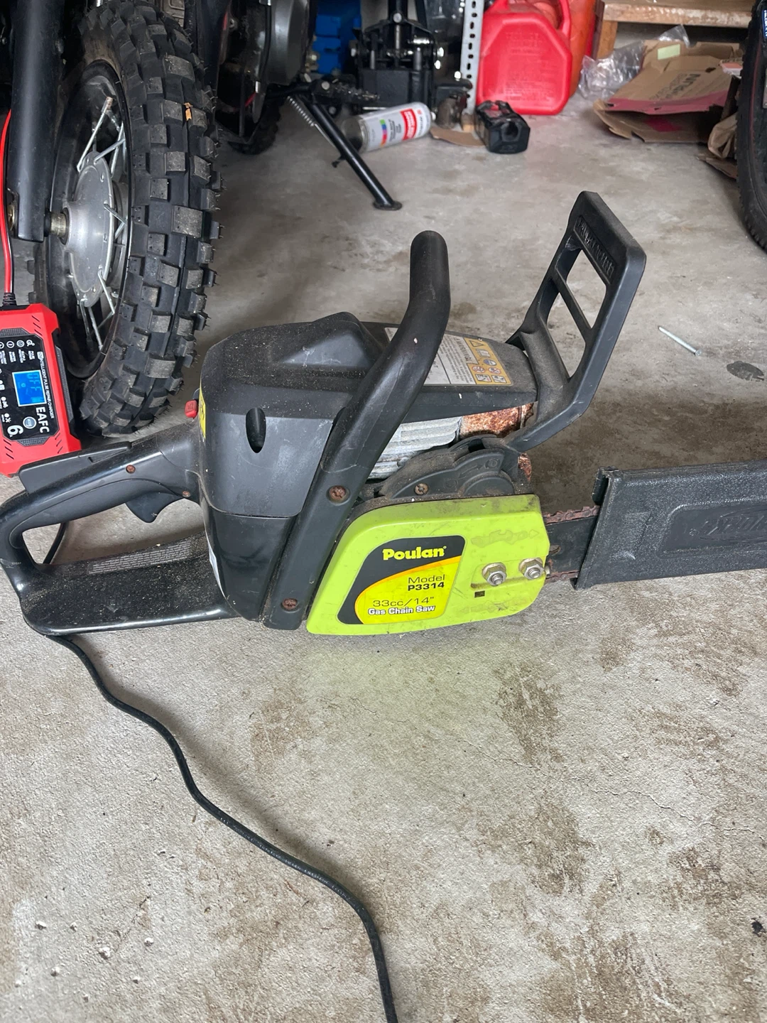 Poulan Gas Chain Saw Model P3314 33cc/14"