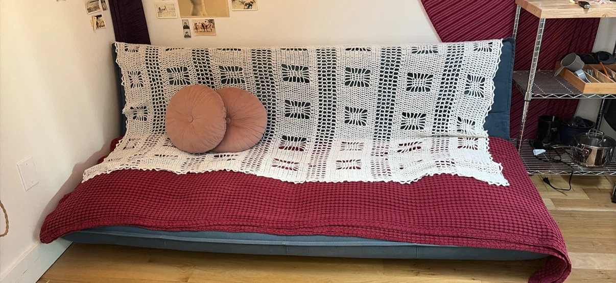 Urban Outfitters Sofa Bed og 800 NEED GONE