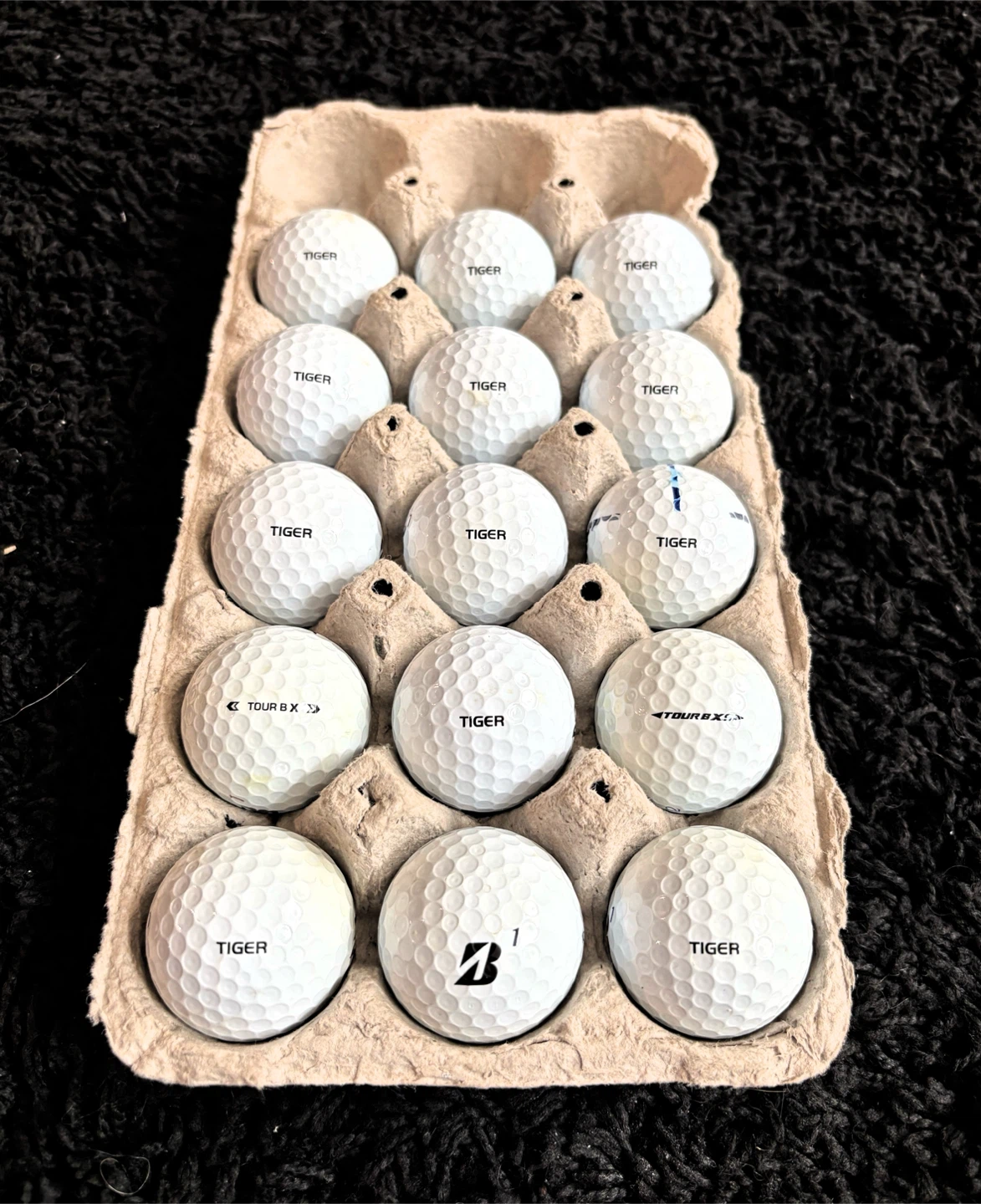 15 *RARE* Bridgestone Tiger Woods BX Golf Balls