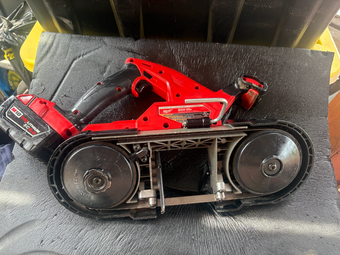 Milwaukee M18 FUEL Brushless Band Saw