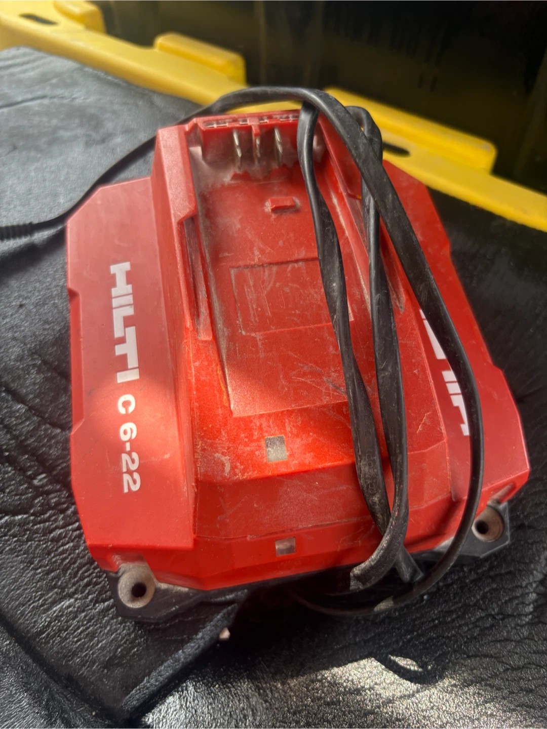 Hilti C 6-22 Battery Charger