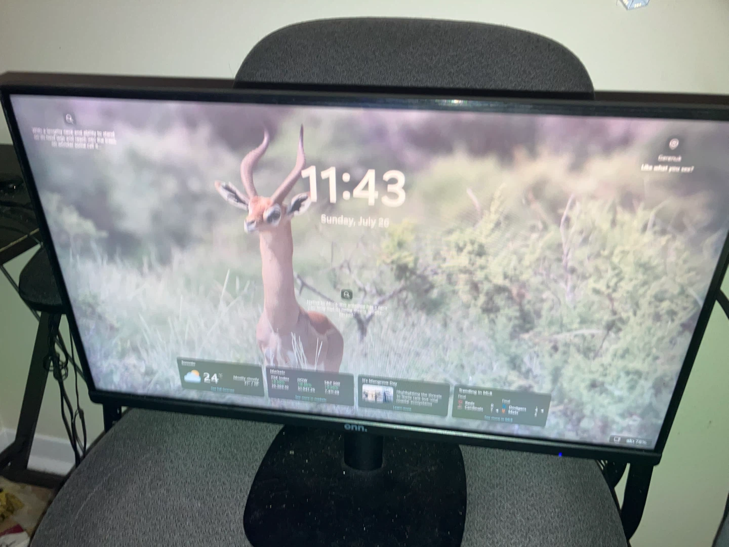100HZ monitor