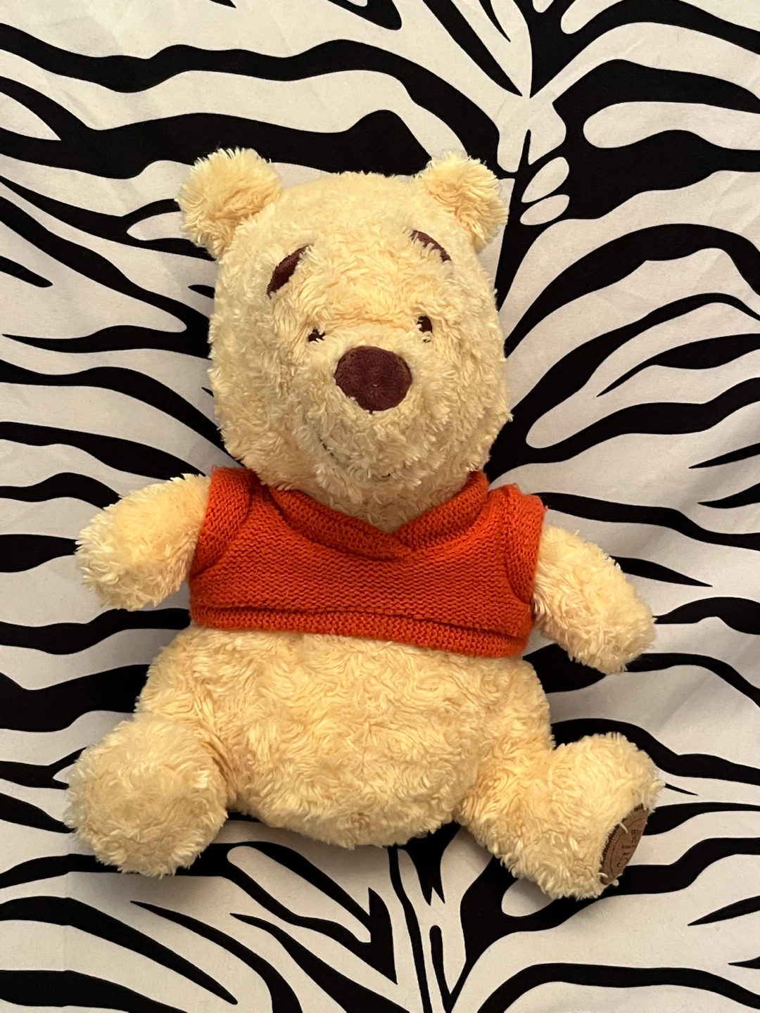 🍯 Hallmark 50th Anniversary Winnie the Pooh plush toy 🍯