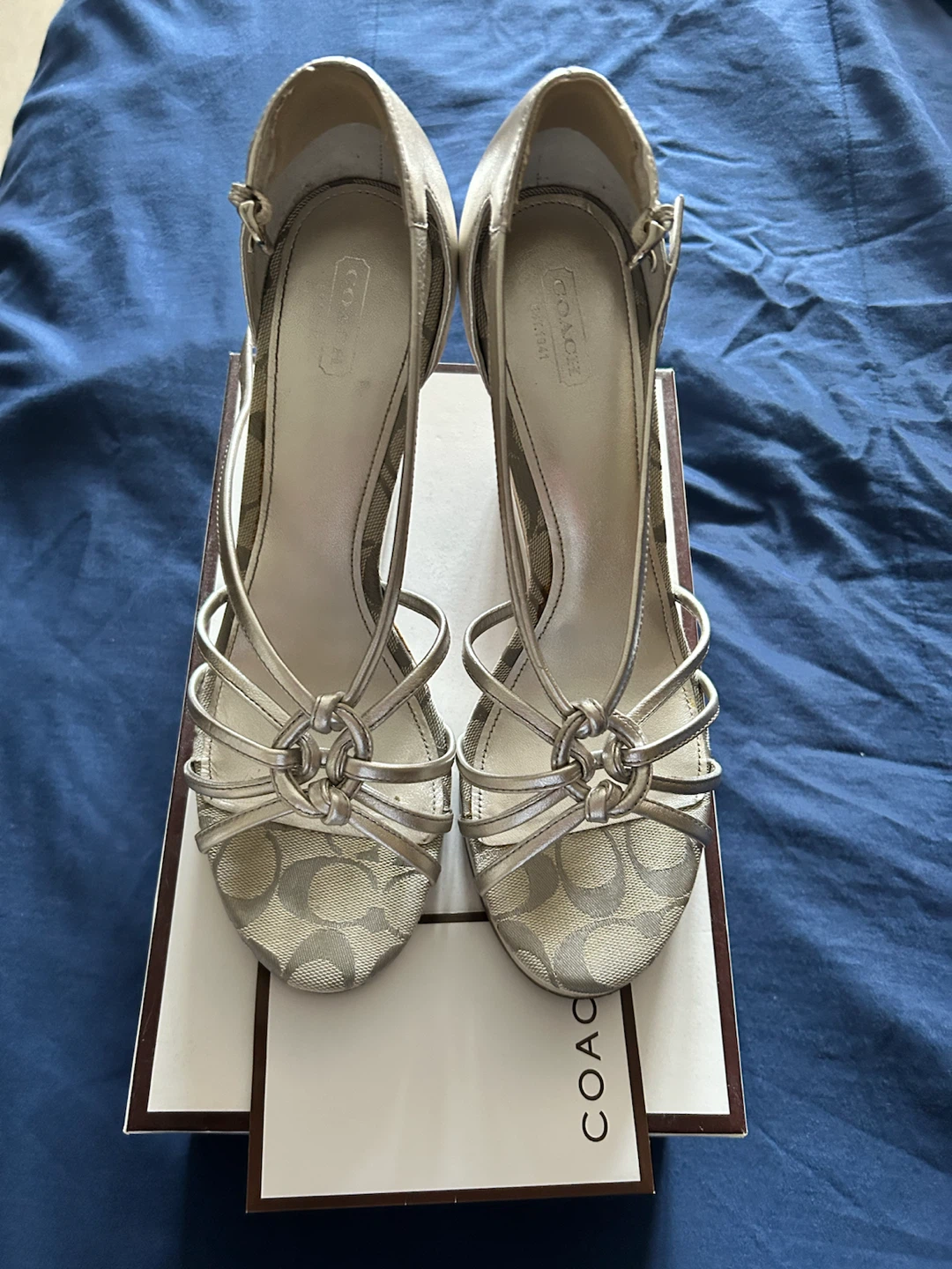 Coach Signature Wedge