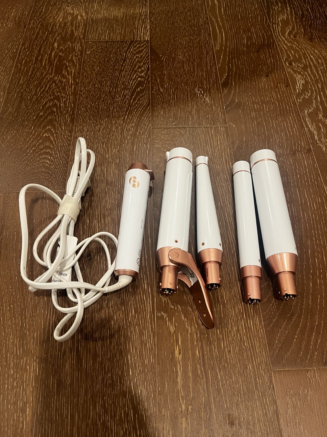 T3 Interchangeable Curling Iron Set - 4 Barrels & Base - photo 2