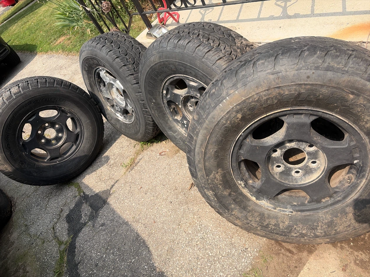 Pickup Tires