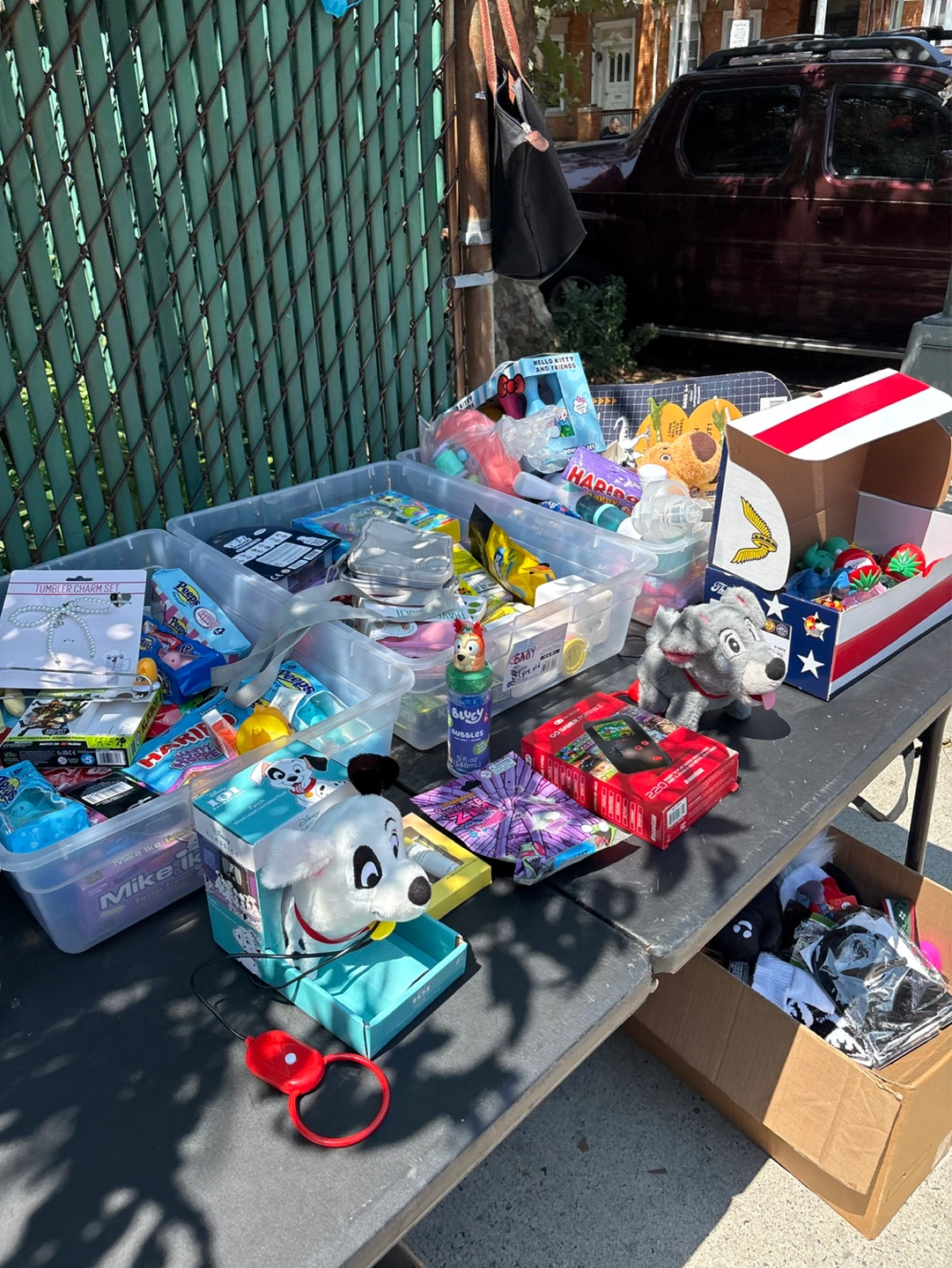 Yard Sale Today! - photo 4