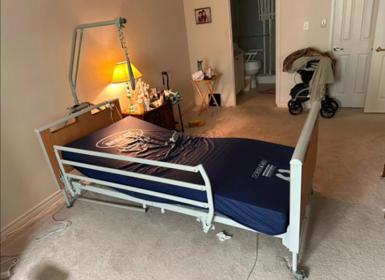 Delivery Available- Hospital Bed & Medical Mattress for Homecare - photo 3