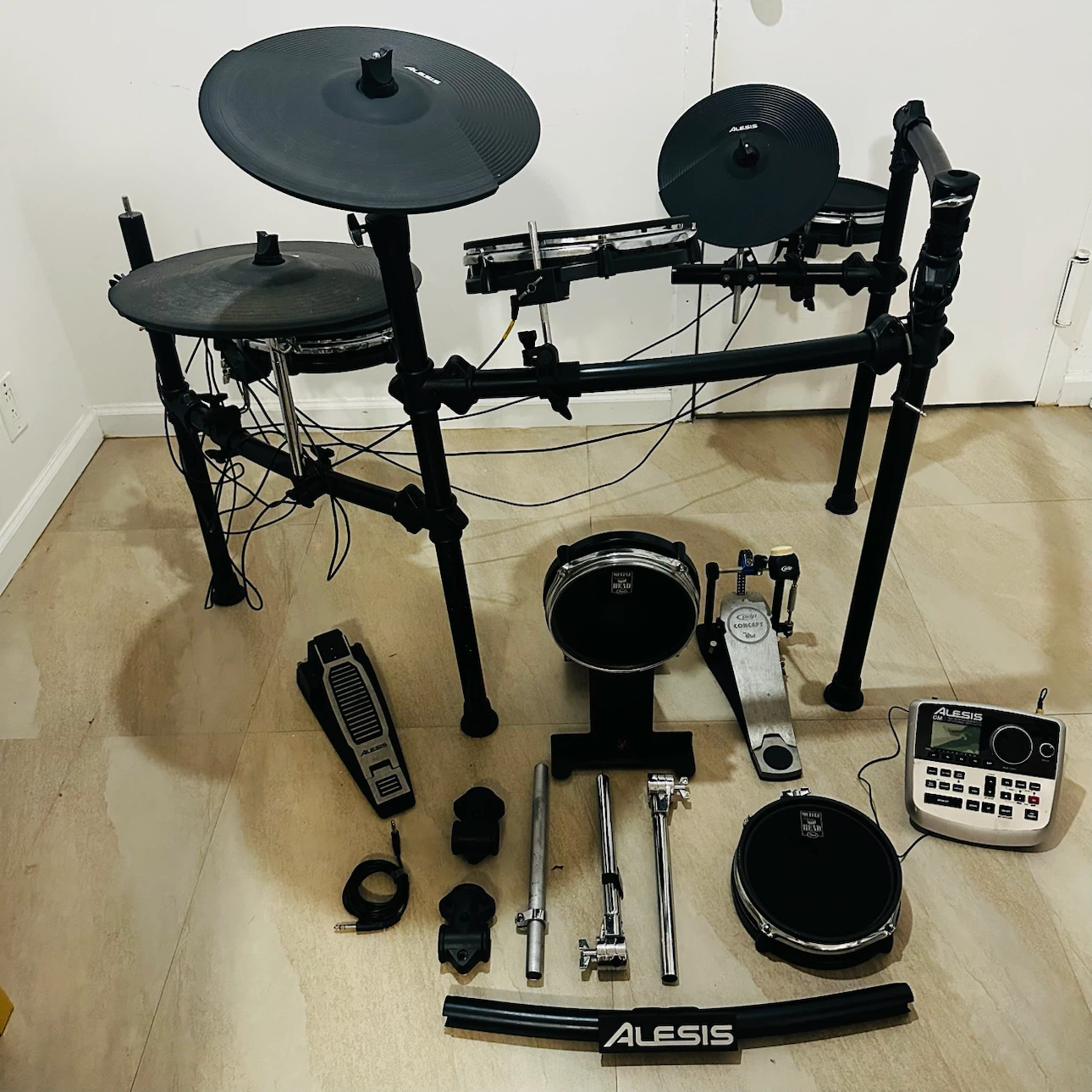 Alesis Nitro Mesh Electronic Drum Kit - photo 3