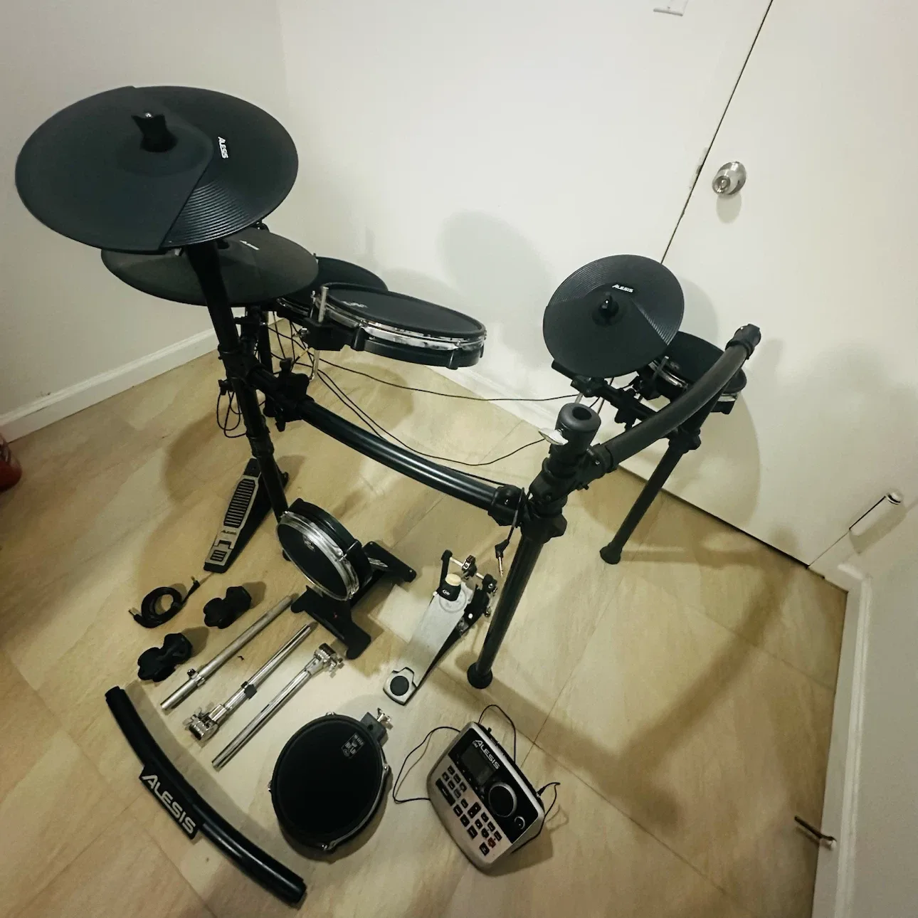 Alesis Nitro Mesh Electronic Drum Kit - photo 5