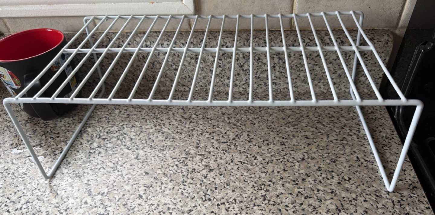 2 - White Wire Shelves - photo 2
