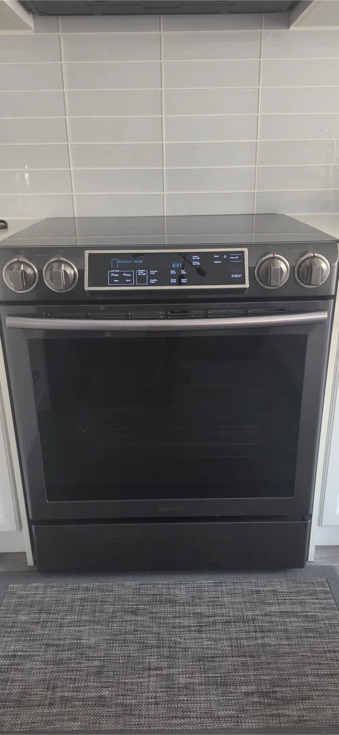 Samsung Electric Range/Stove