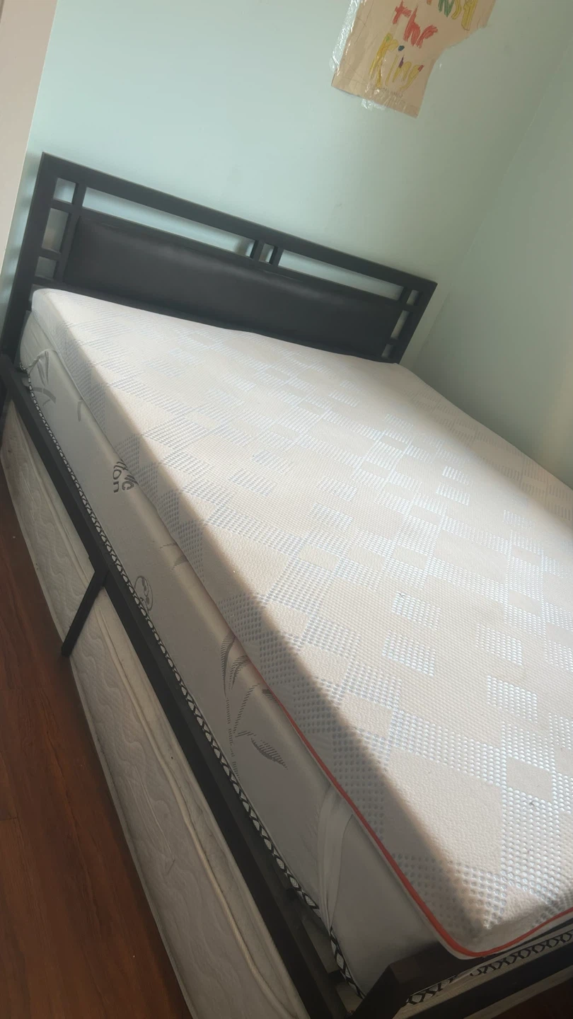 Queen Size Mattress with Black Metal Bed Frame - photo 3