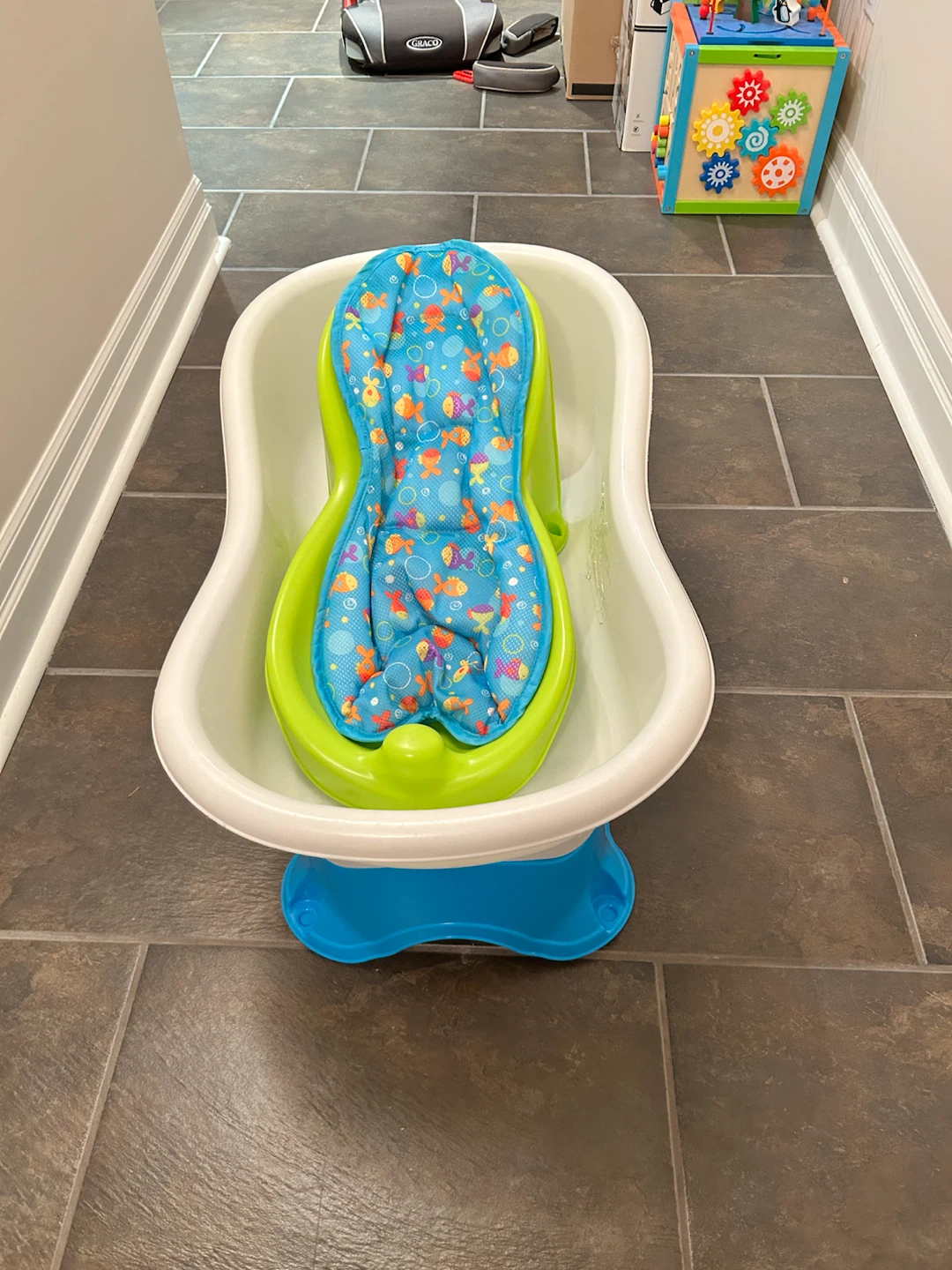 Baby Bath Tub with Infant Support