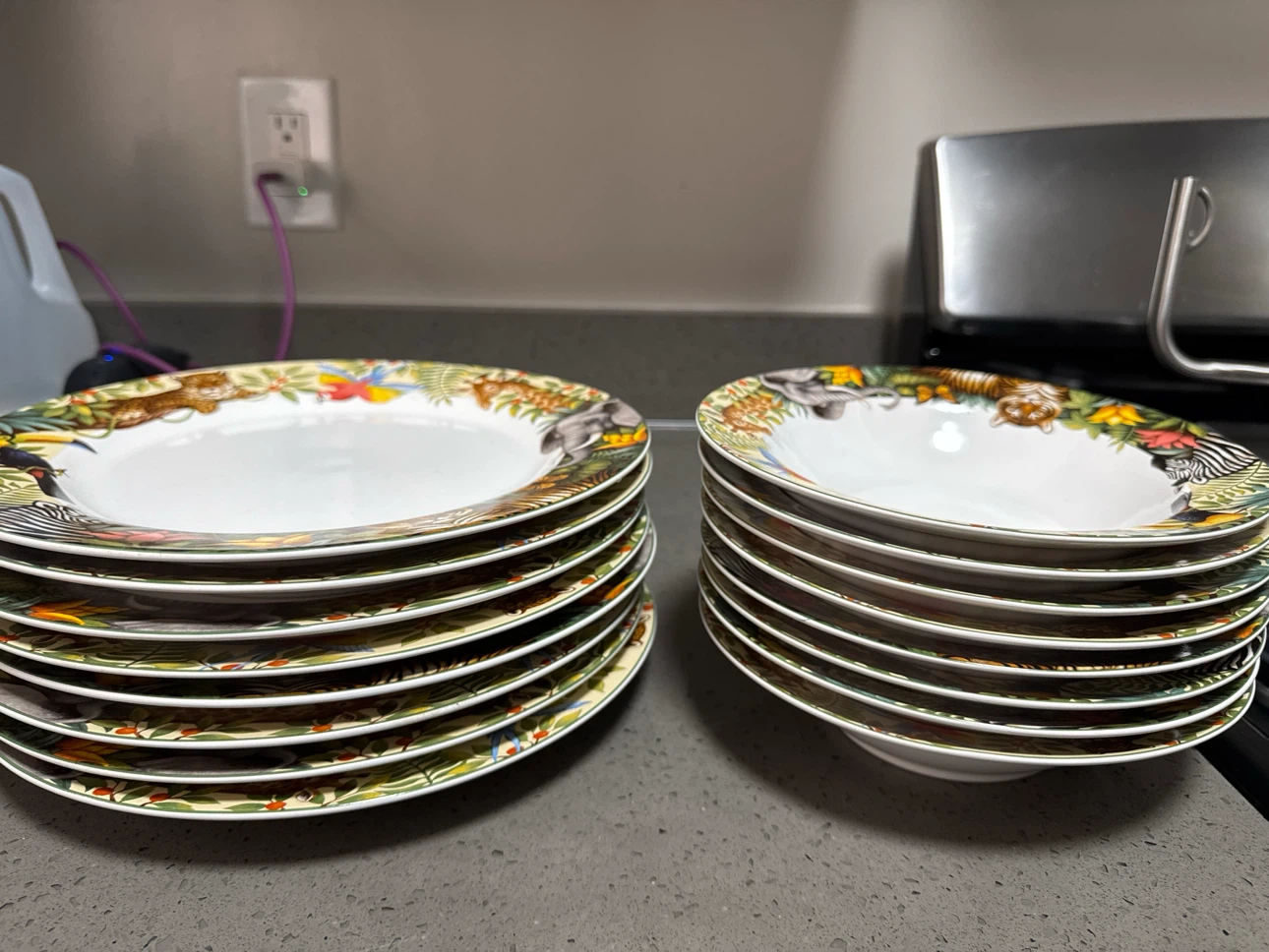 Oneida Jungle Animals Plates and Bowls Set (8) - photo 4