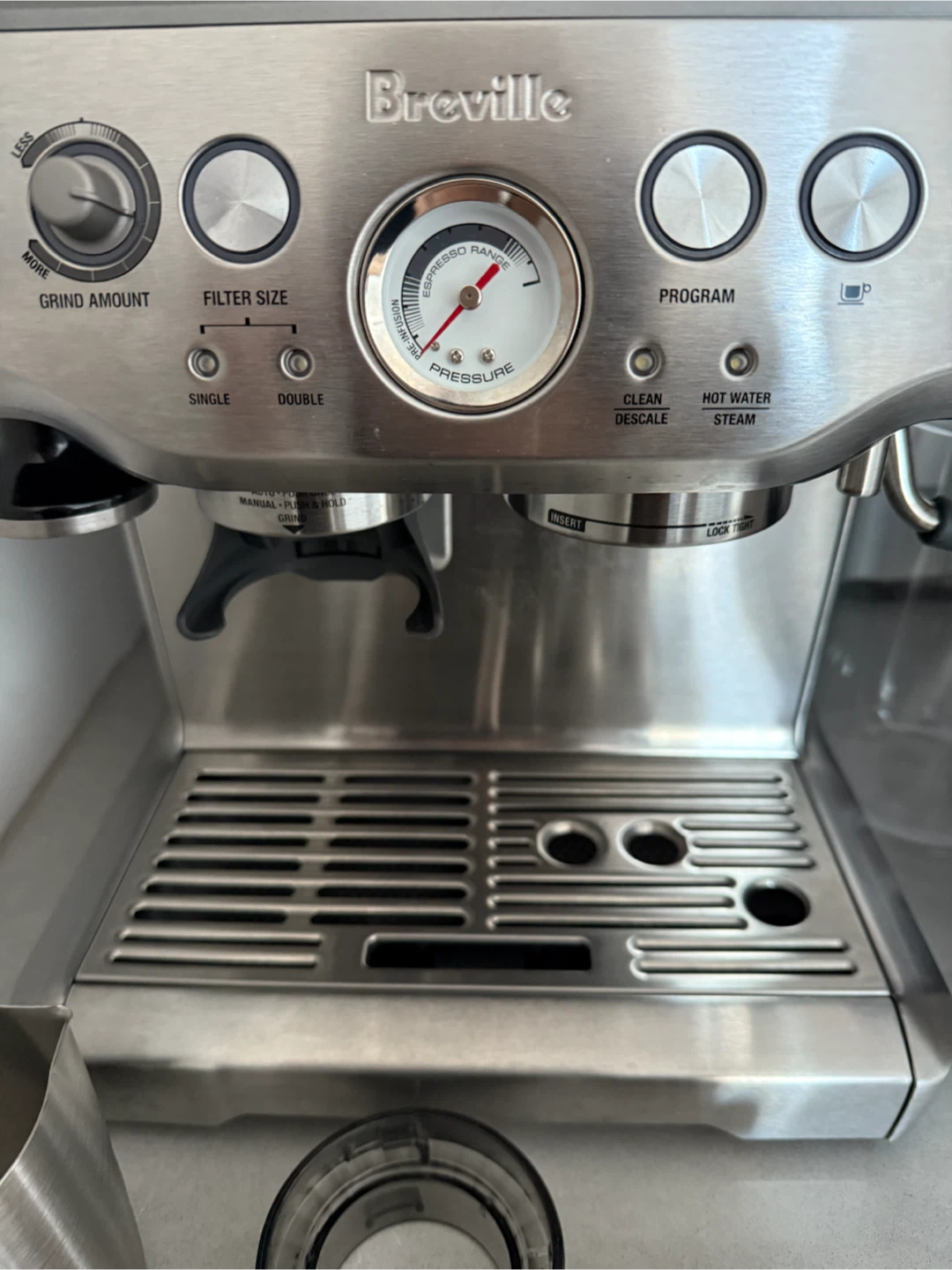 Breville BES870XL Barista Express Espresso Machine