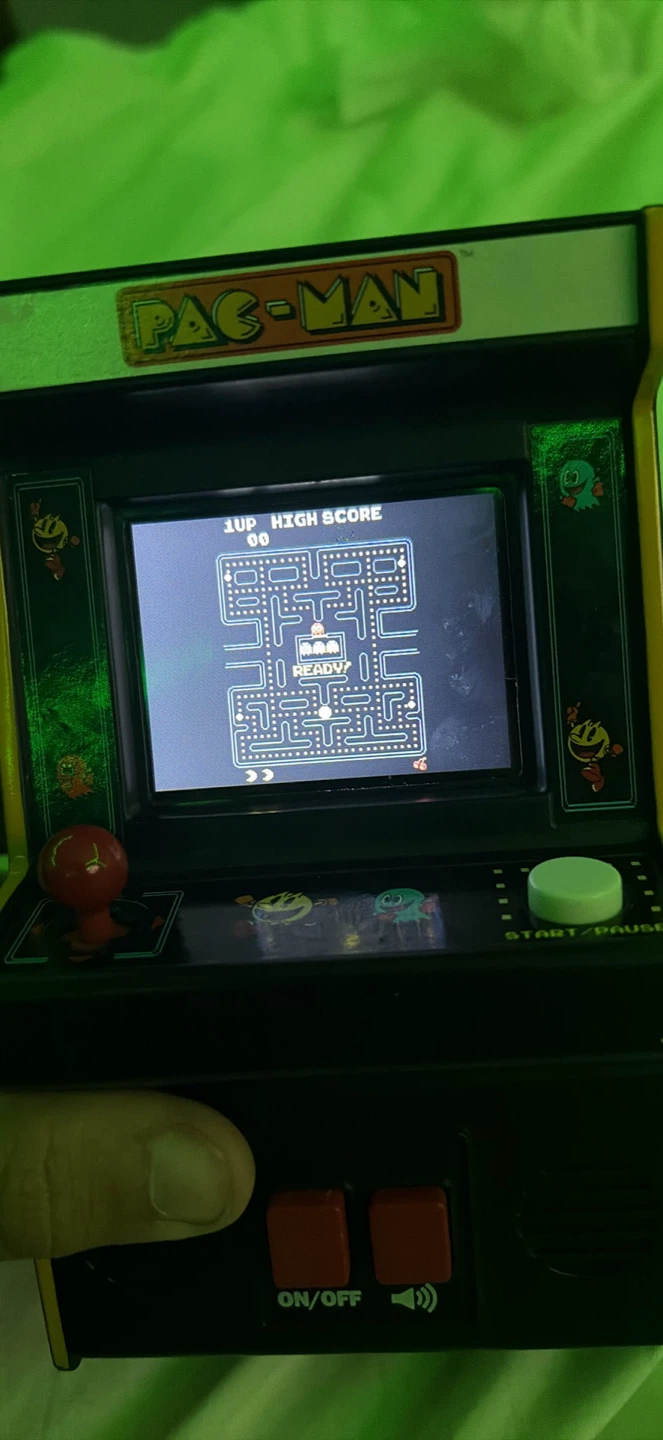 Pac-Man Mini Arcade Game - photo 2