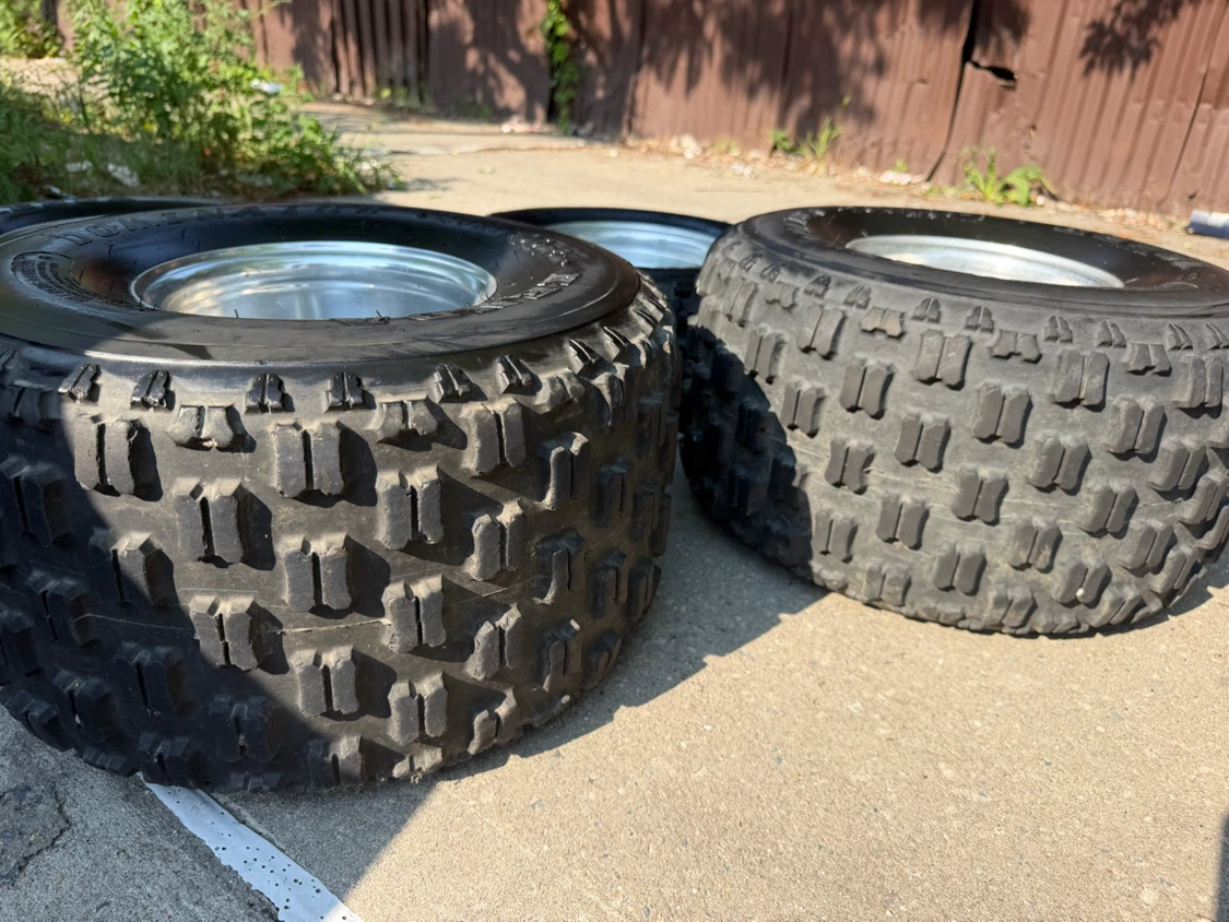 Set of 4 Kenda Tires - photo 5