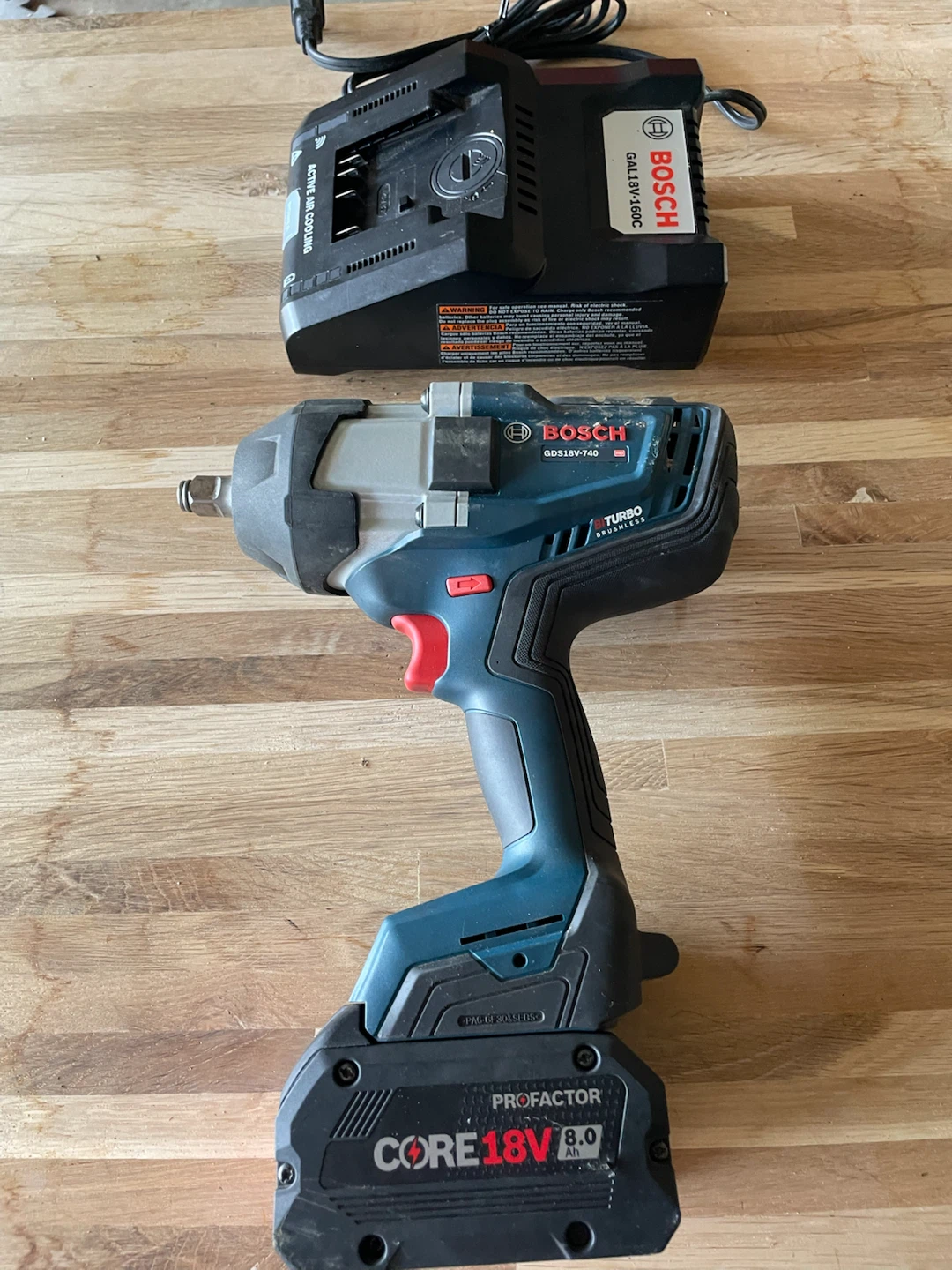 Bosch GDS18V-740 Impact Wrench Kit with 8.0 Ah Battery & Charger