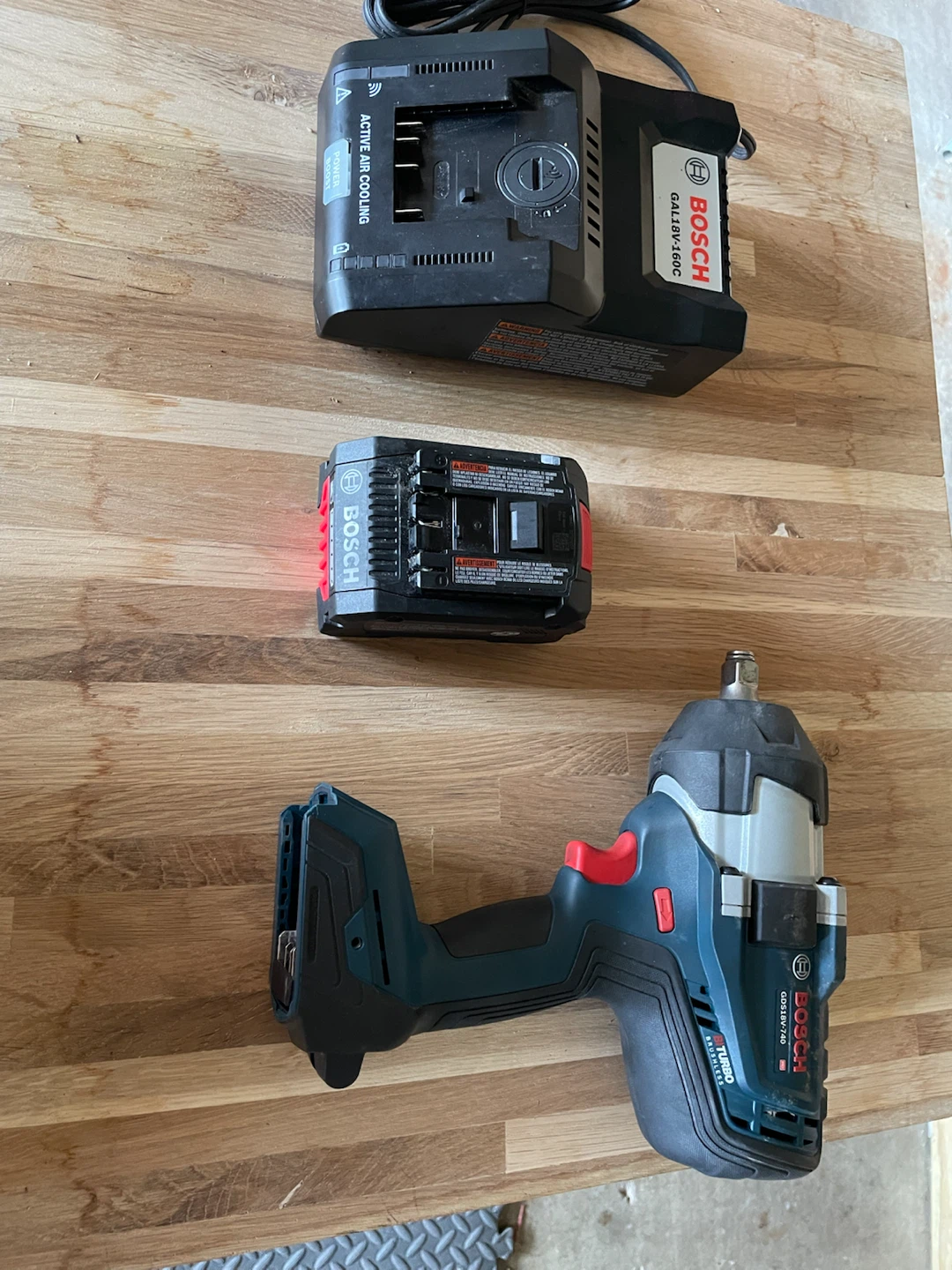 Bosch GDS18V-740 Impact Wrench Kit with 8.0 Ah Battery & Charger - photo 3