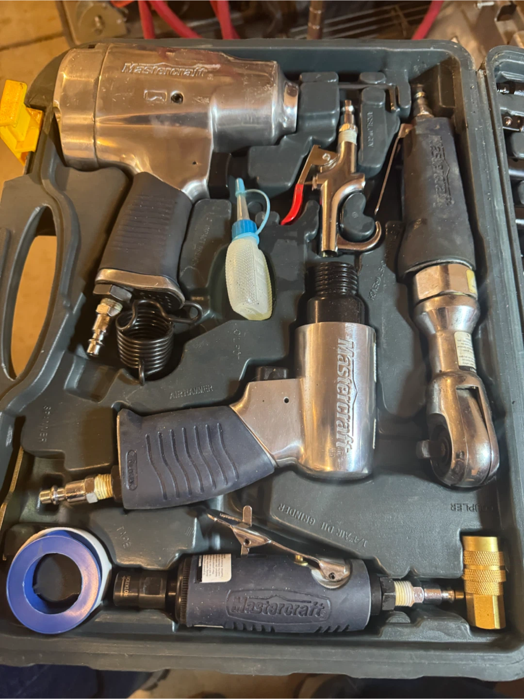 Brand new Mastercraft Air Tool Set. - photo 2