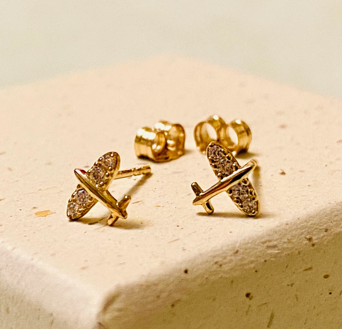 9K Gold Airplane Stud Earrings with Crystals - photo 2