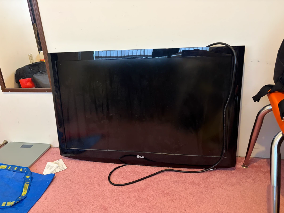Free LG TV 32inch