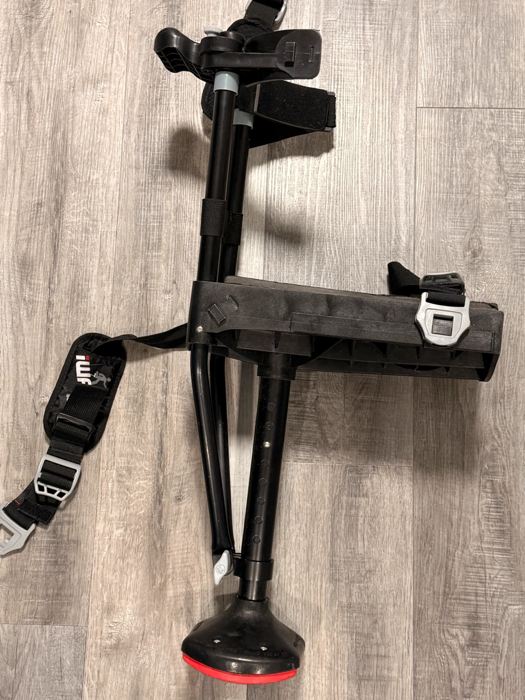 iWALK 2.0 Hands-Free Knee Crutch – Excellent Condition - photo 2